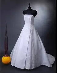 36. Collector menyasszonyi ruha